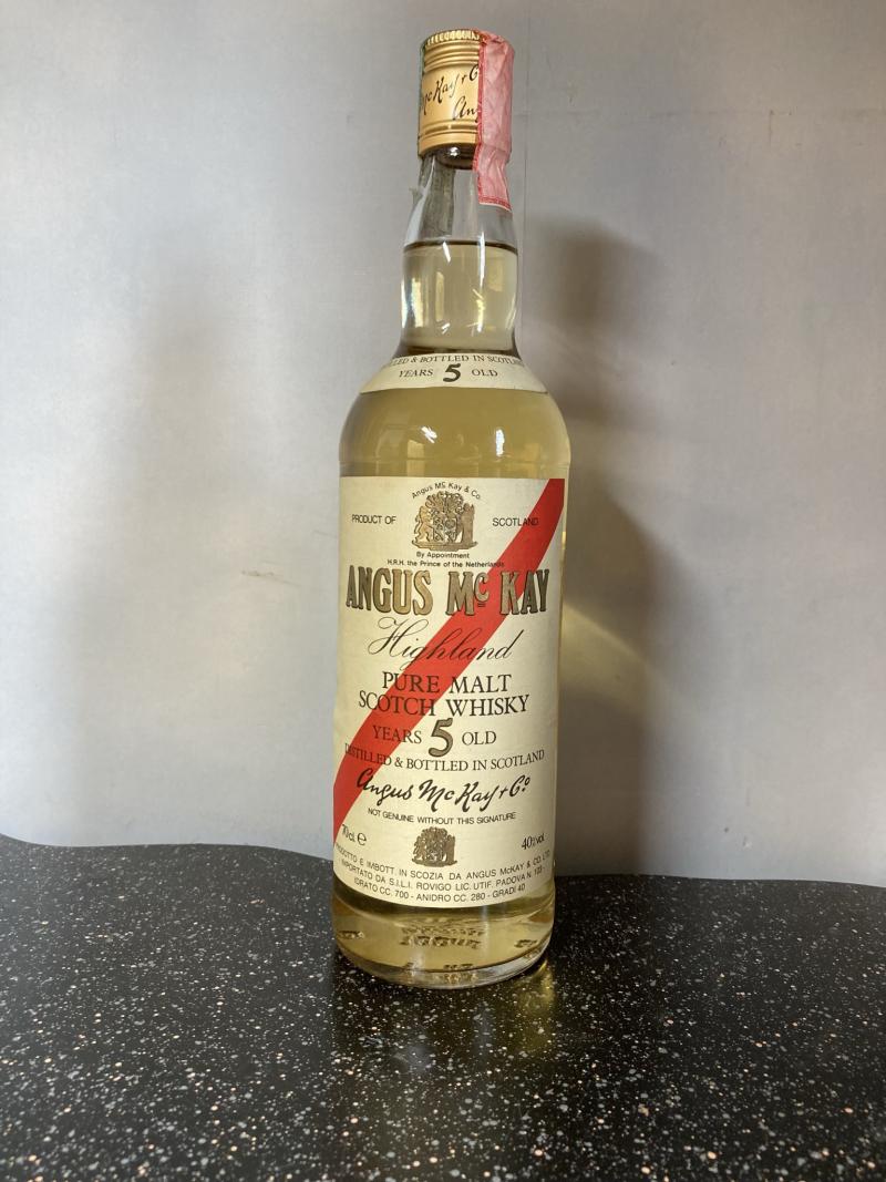 Angus McKay 05-year-old - Whiskybase - Ratings and reviews for whisky