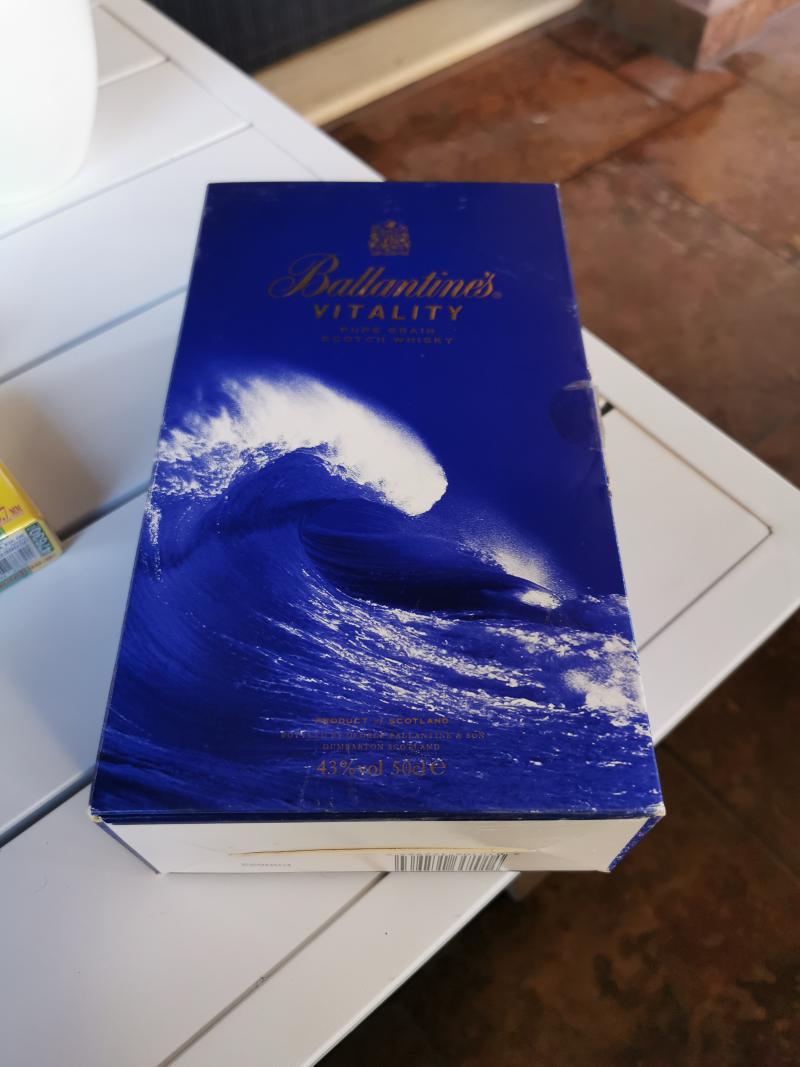 Ballantine's Vitality - Whiskybase - Ratings and reviews for whisky