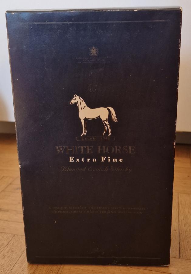 White Horse Extra Fine - Ratings and reviews - Whiskybase