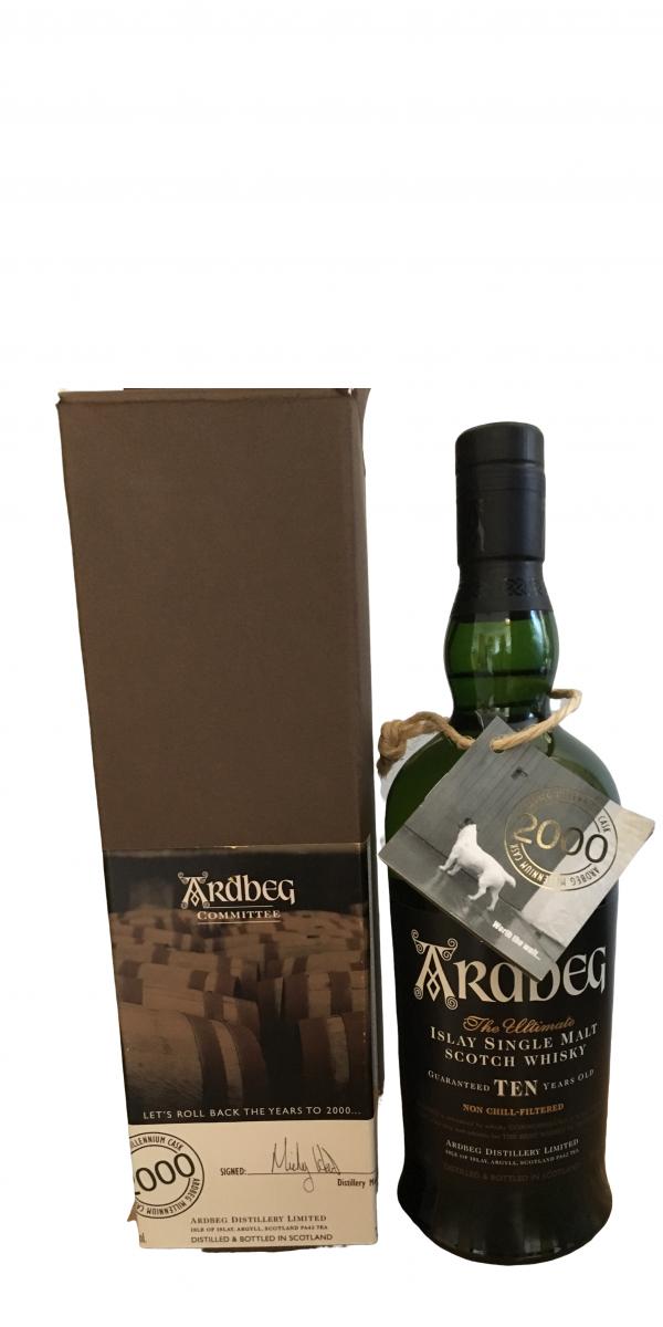 Ardbeg 10 Year Old Single Malt Scotch Whisky (700ml)