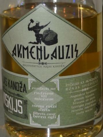 Akmenlauzis Viskijs 40% 700ml