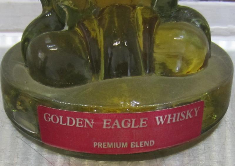 Golden Eagle Whisky Premium Blend MoMe