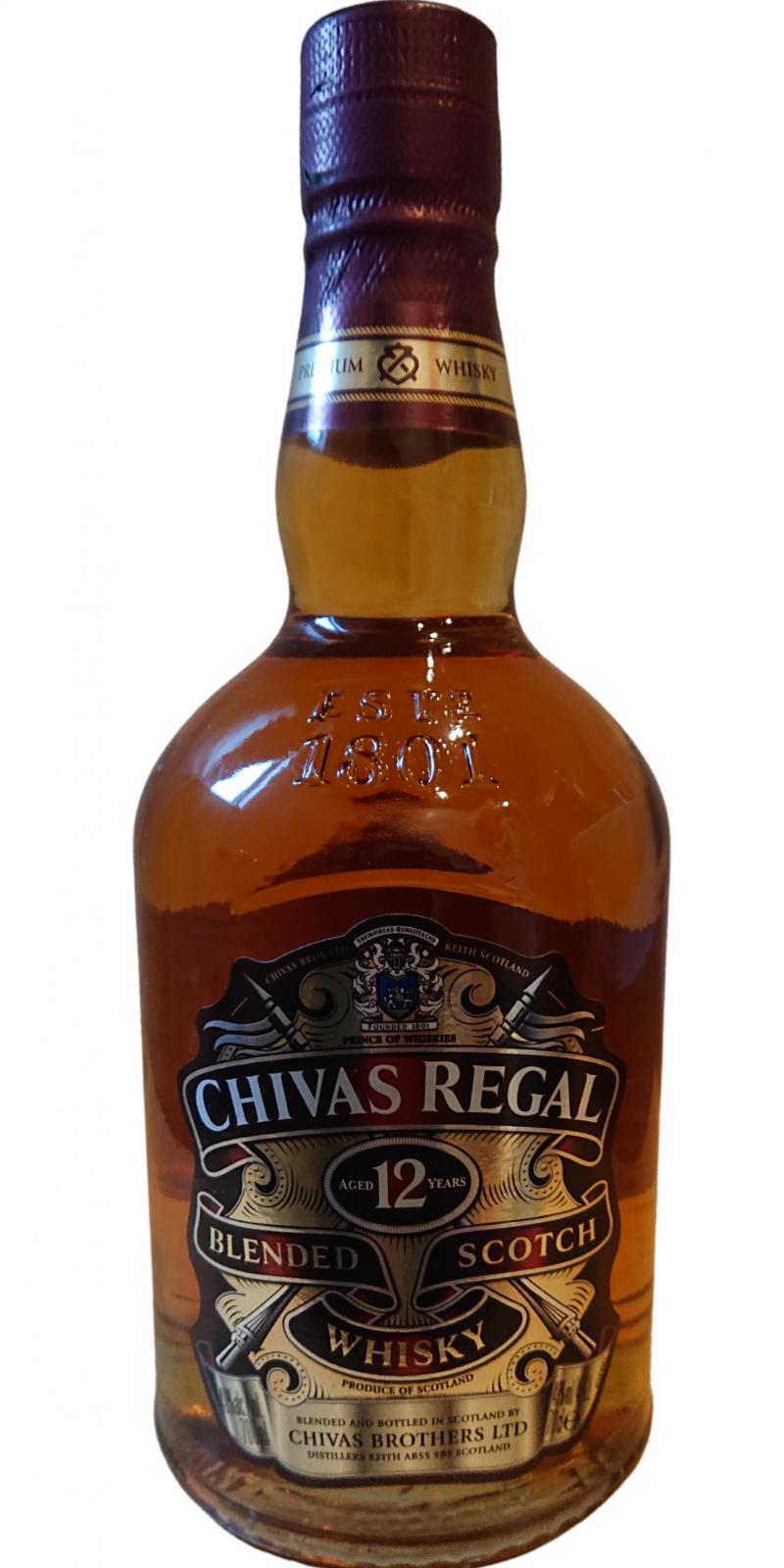 Chivas Regal whisky 12 ans d'âge étui simili-cuir - Aux Délices des Papilles