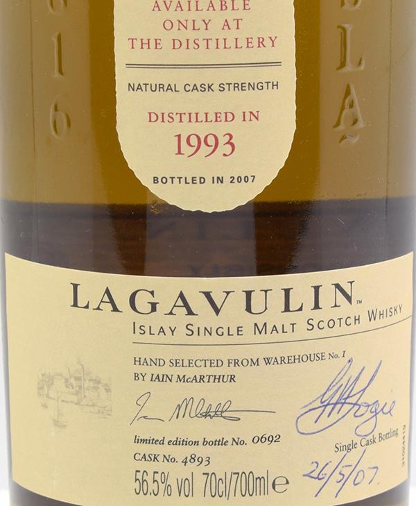 Lagavulin 1993 - Ratings and reviews - Whiskybase